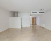 Resale - Duplex - Diagonal Mar