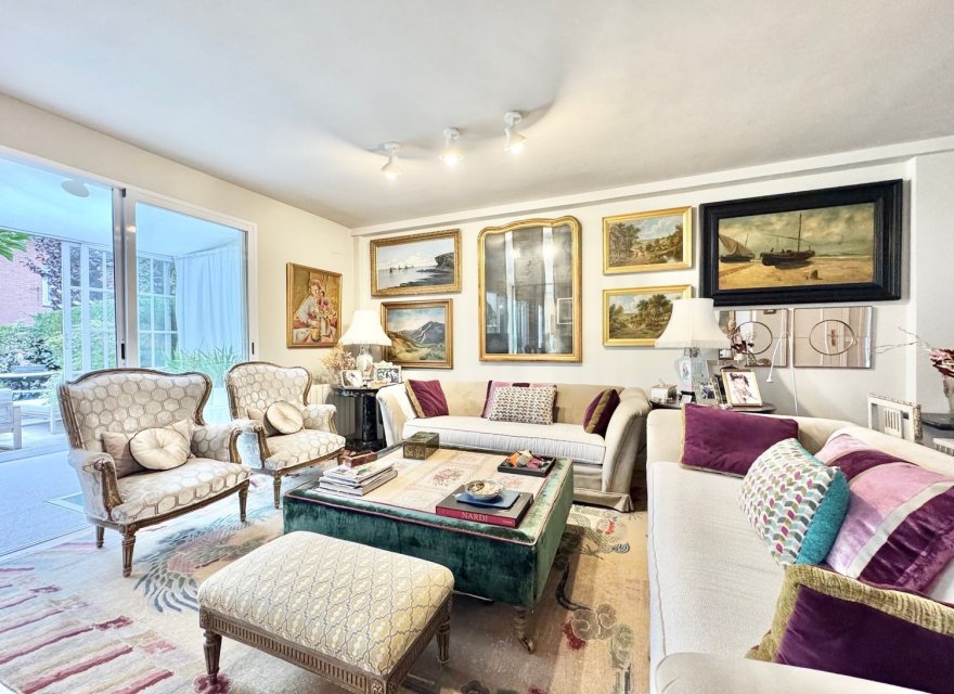 Resale - Duplex - Madrid - La Moraleja