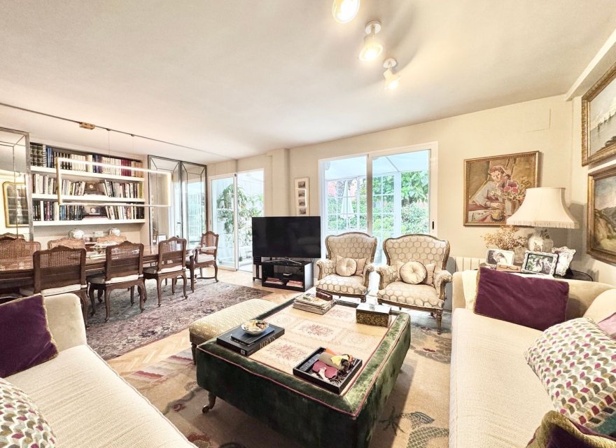 Resale - Duplex - Madrid - La Moraleja