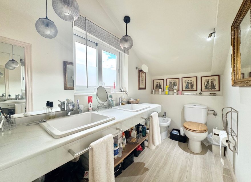 Resale - Duplex - Madrid - La Moraleja