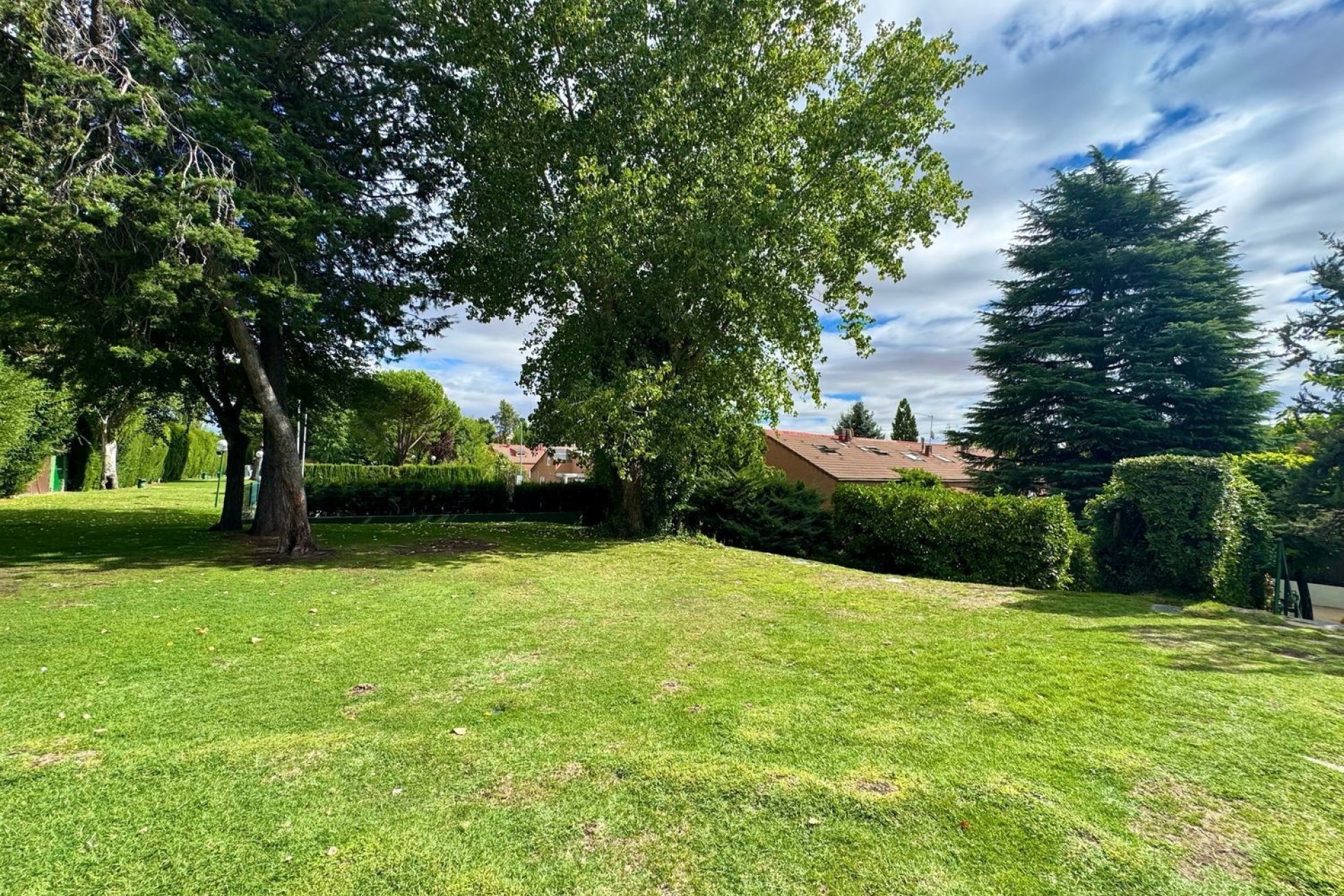 Resale - Duplex - Madrid - La Moraleja