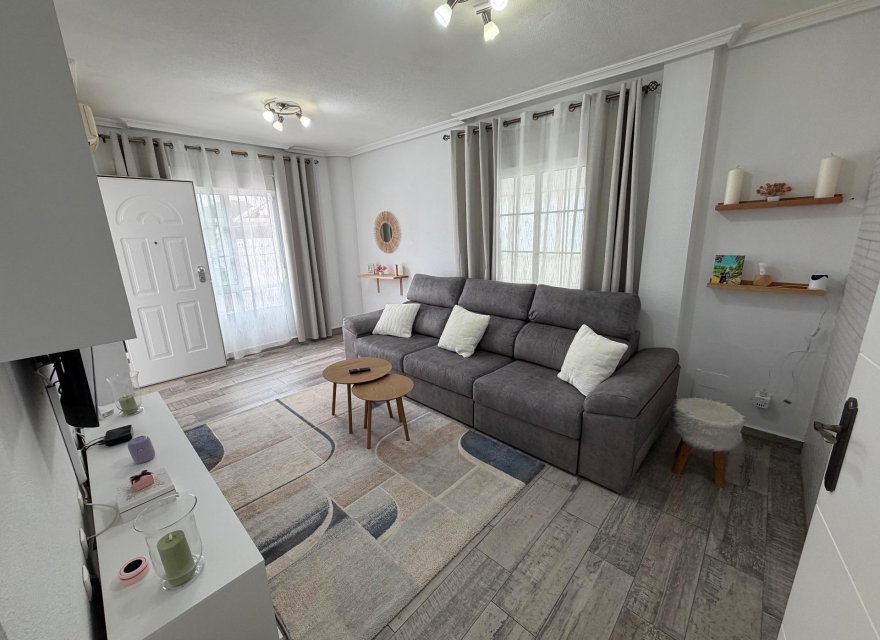 Resale - Duplex - Orihuela Costa - La Zenia