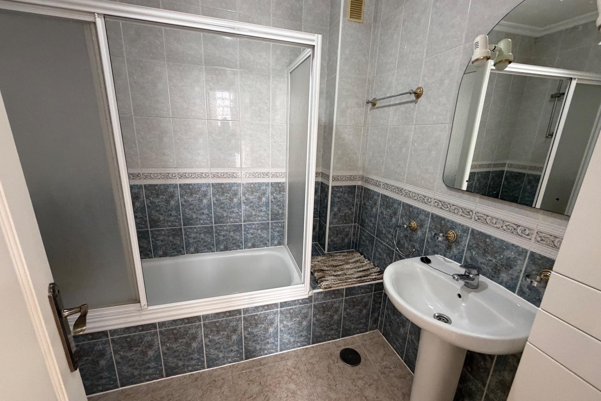 Resale - Duplex - Orihuela Costa - La Zenia