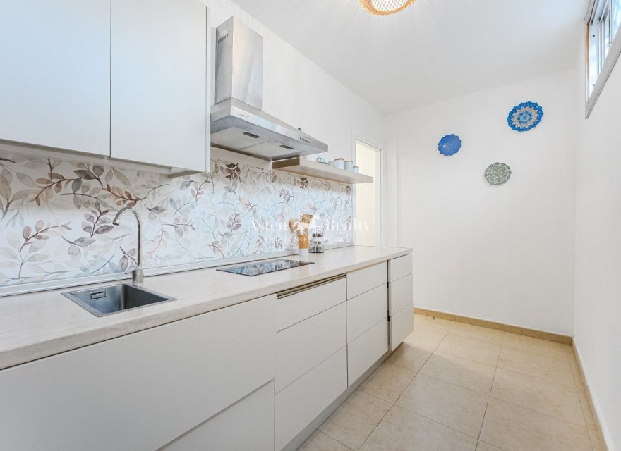 Resale - Duplex - Playa San Juan