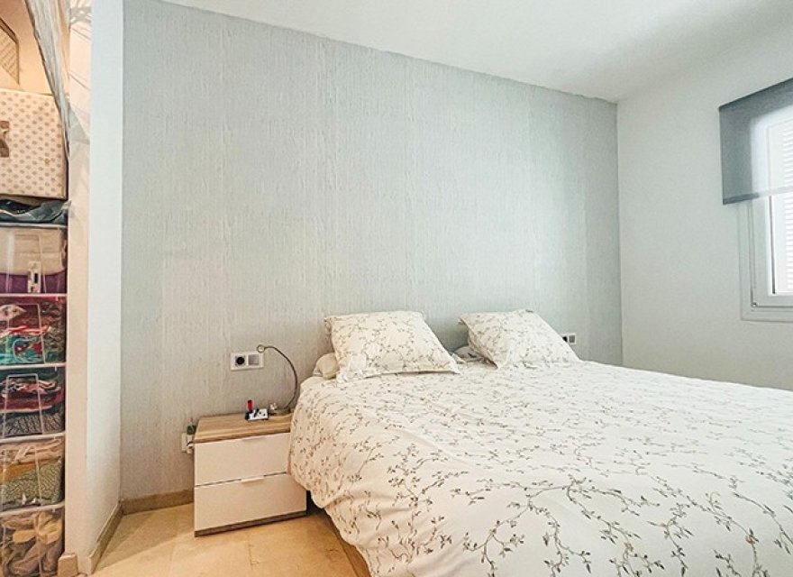 Resale - Duplex - Son Veri Nou