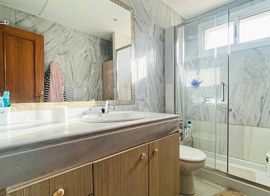 Resale - Duplex - Son Veri Nou