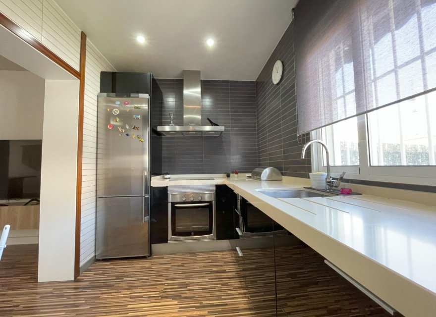 Resale - Duplex - Torrevieja - Nueva Torrevieja