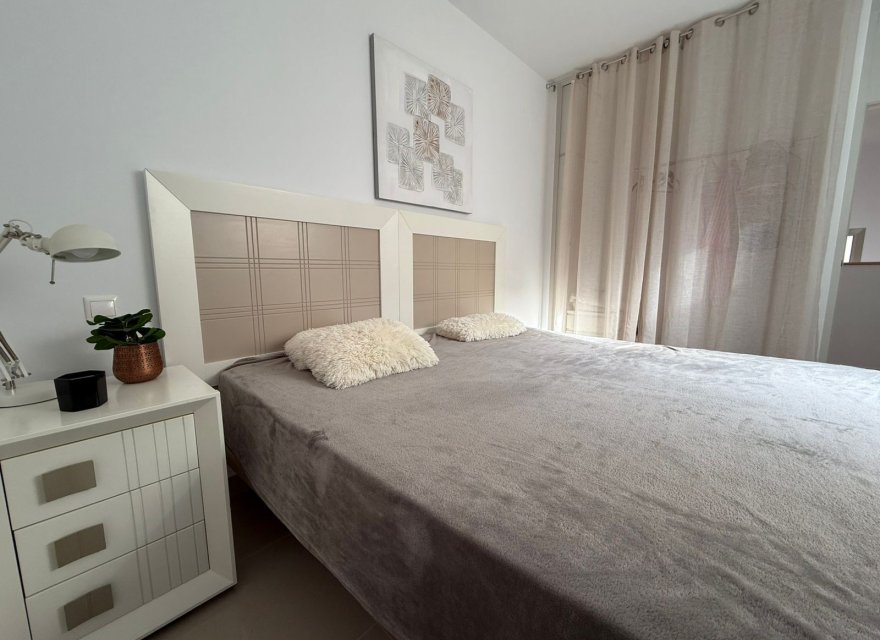 Resale - Duplex - Torrevieja - Punta Prima