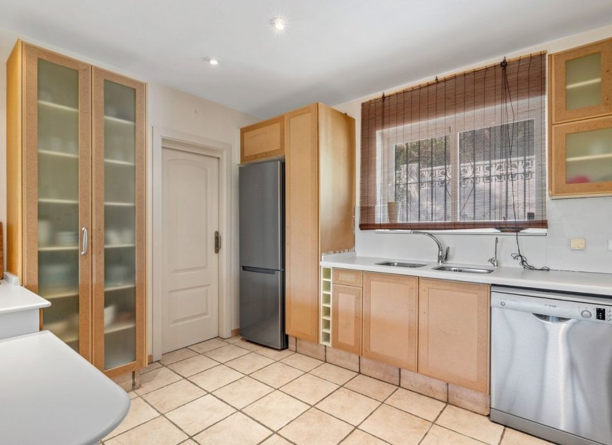 Resale - Land - Altea