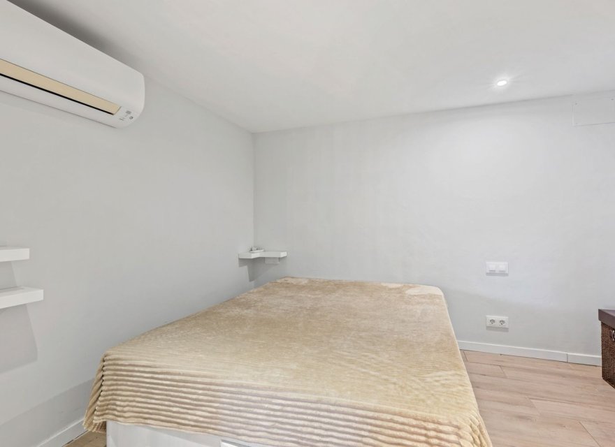 Resale - Land - Altea