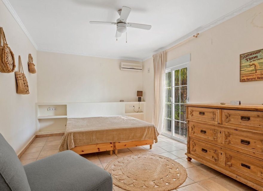 Resale - Land - Altea