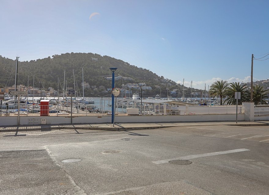 Resale - Land - Puerto d’Andratx