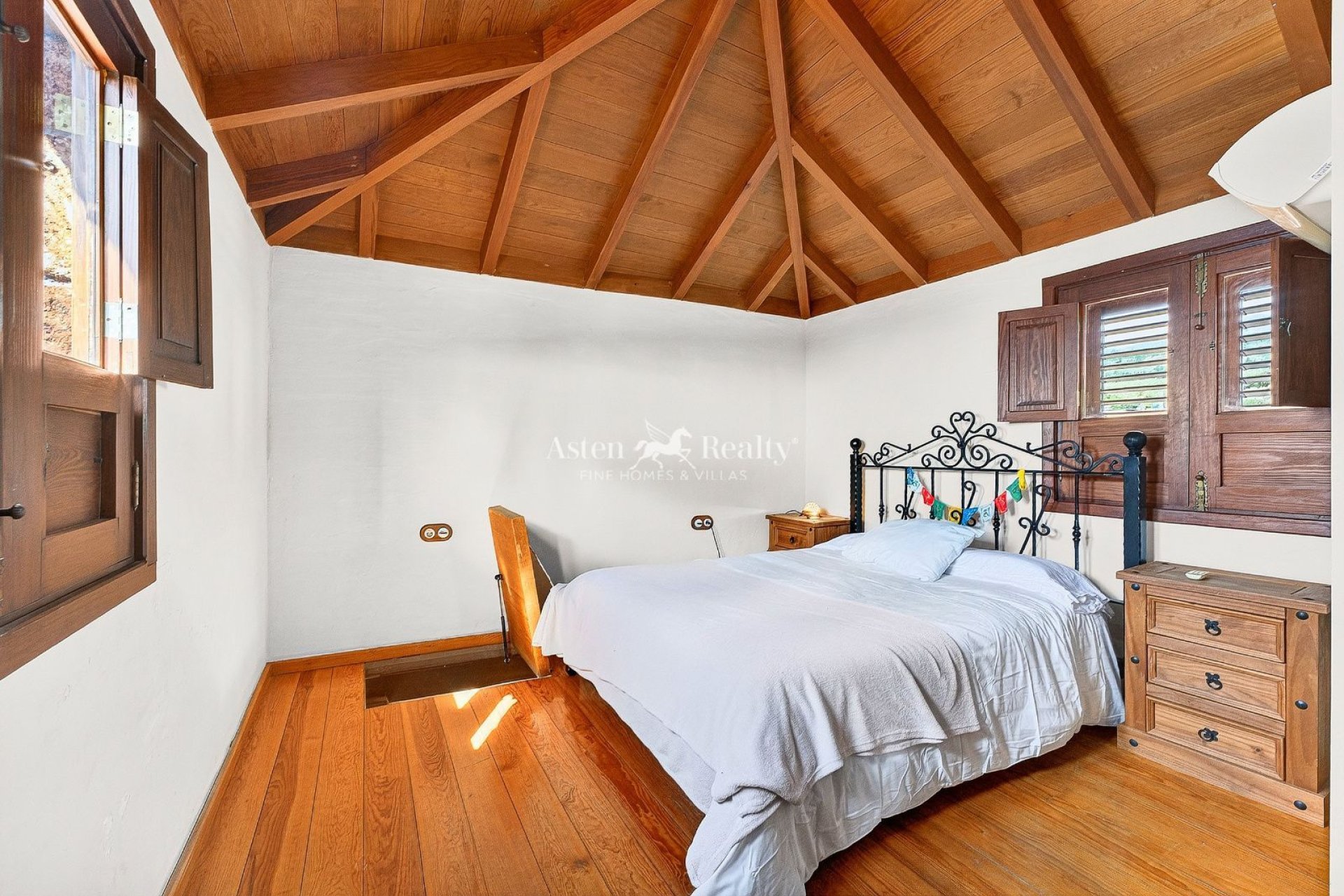 Resale - Villa - Adeje - Taucho