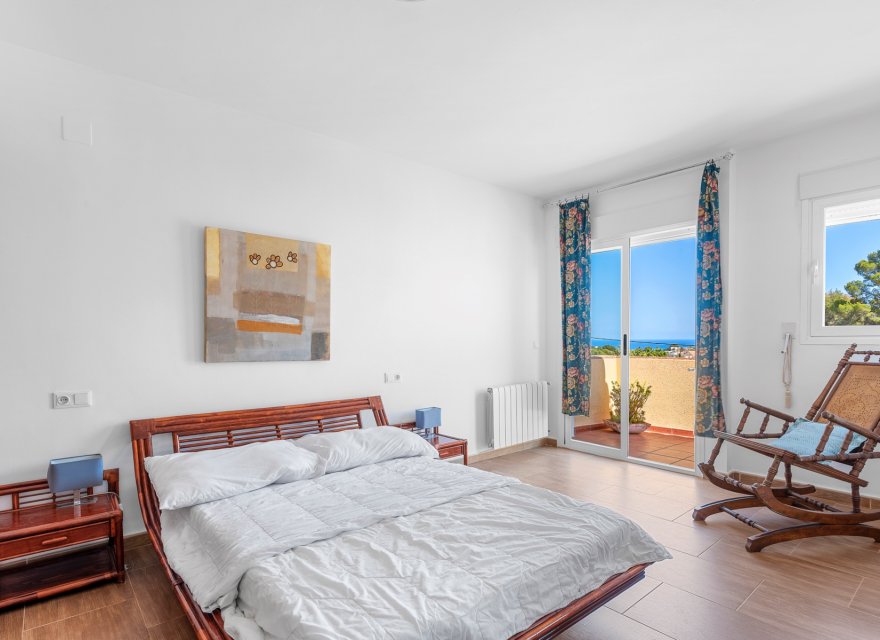 Resale - Villa - Albir  - Alfas del Pí