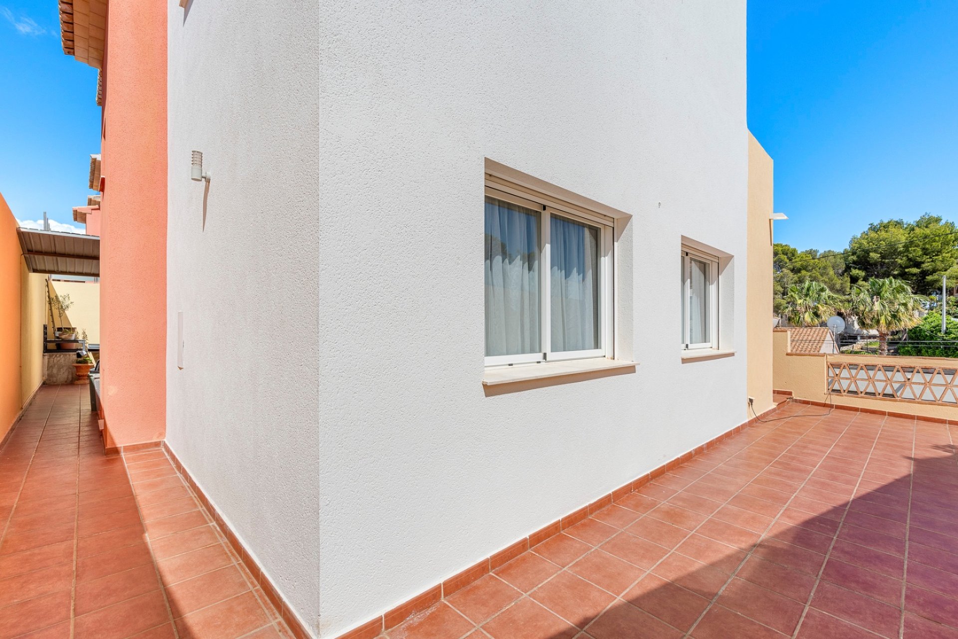 Resale - Villa - Albir  - Alfas del Pí