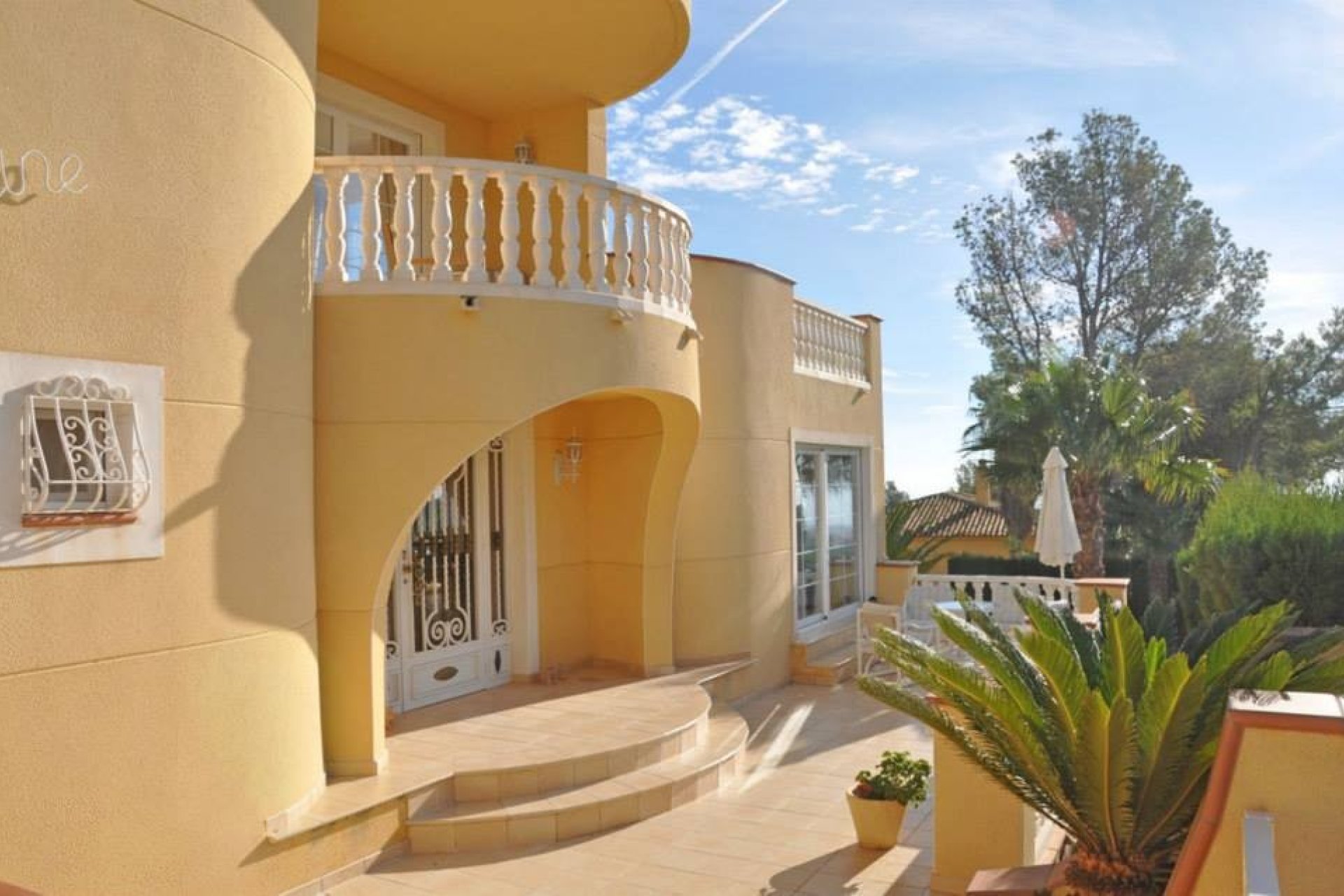 Resale - Villa - Albir  - Alfas del Pí