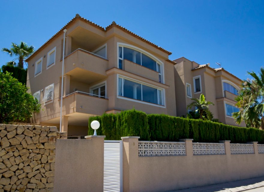 Resale - Villa - Albir  - Alfas del Pí