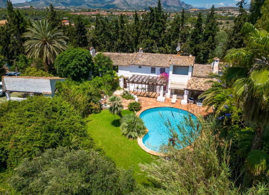 Resale - Villa - Albir  - Alfas del Pí