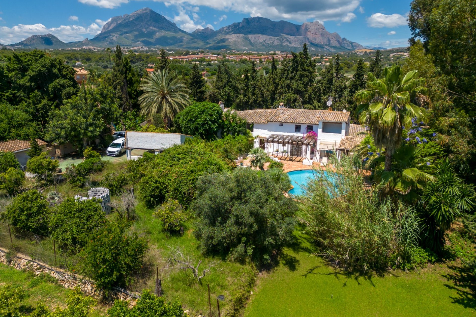 Resale - Villa - Albir  - Alfas del Pí