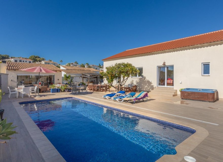 Resale - Villa - Albir  - Alfas del Pí