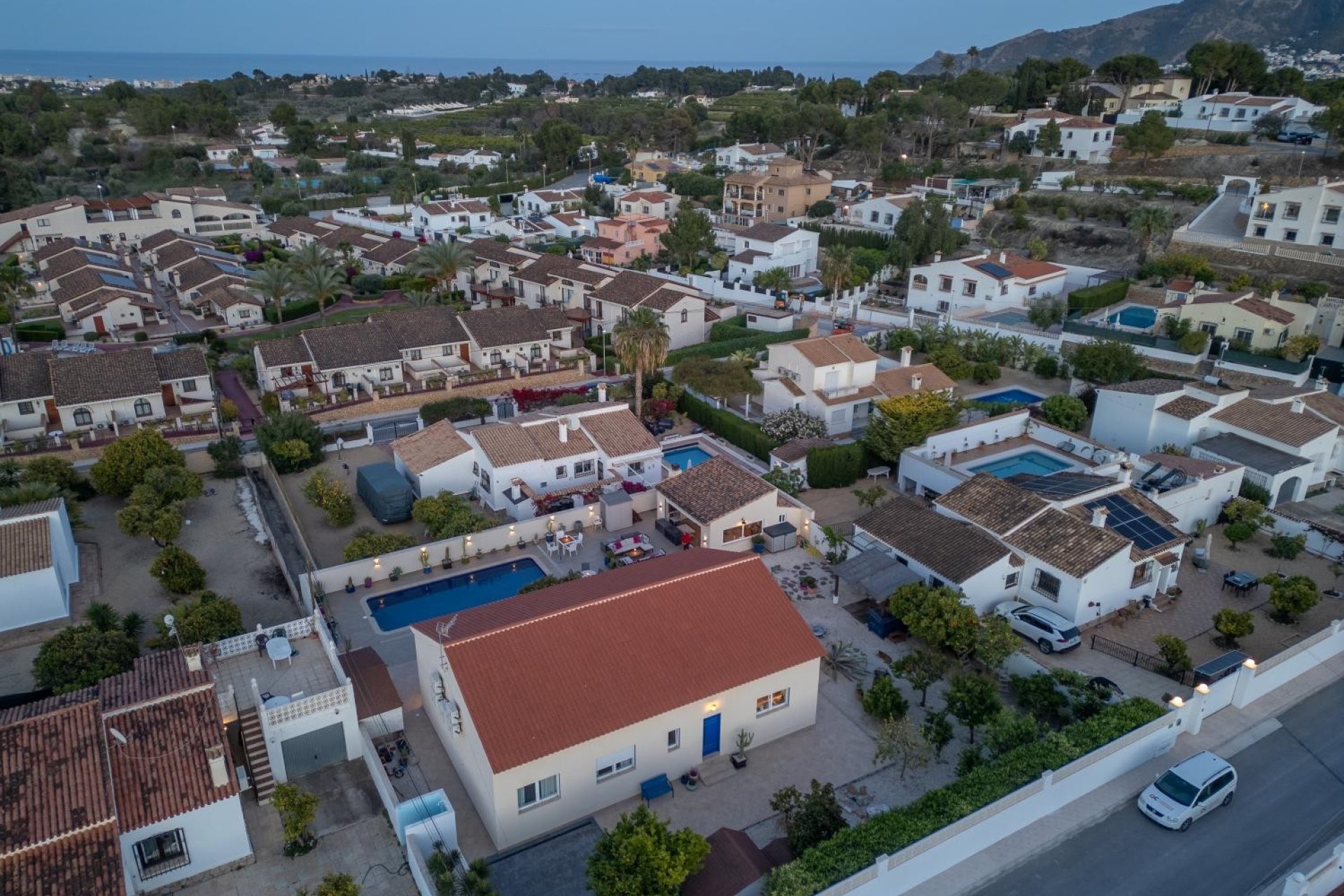 Resale - Villa - Albir  - Alfas del Pí