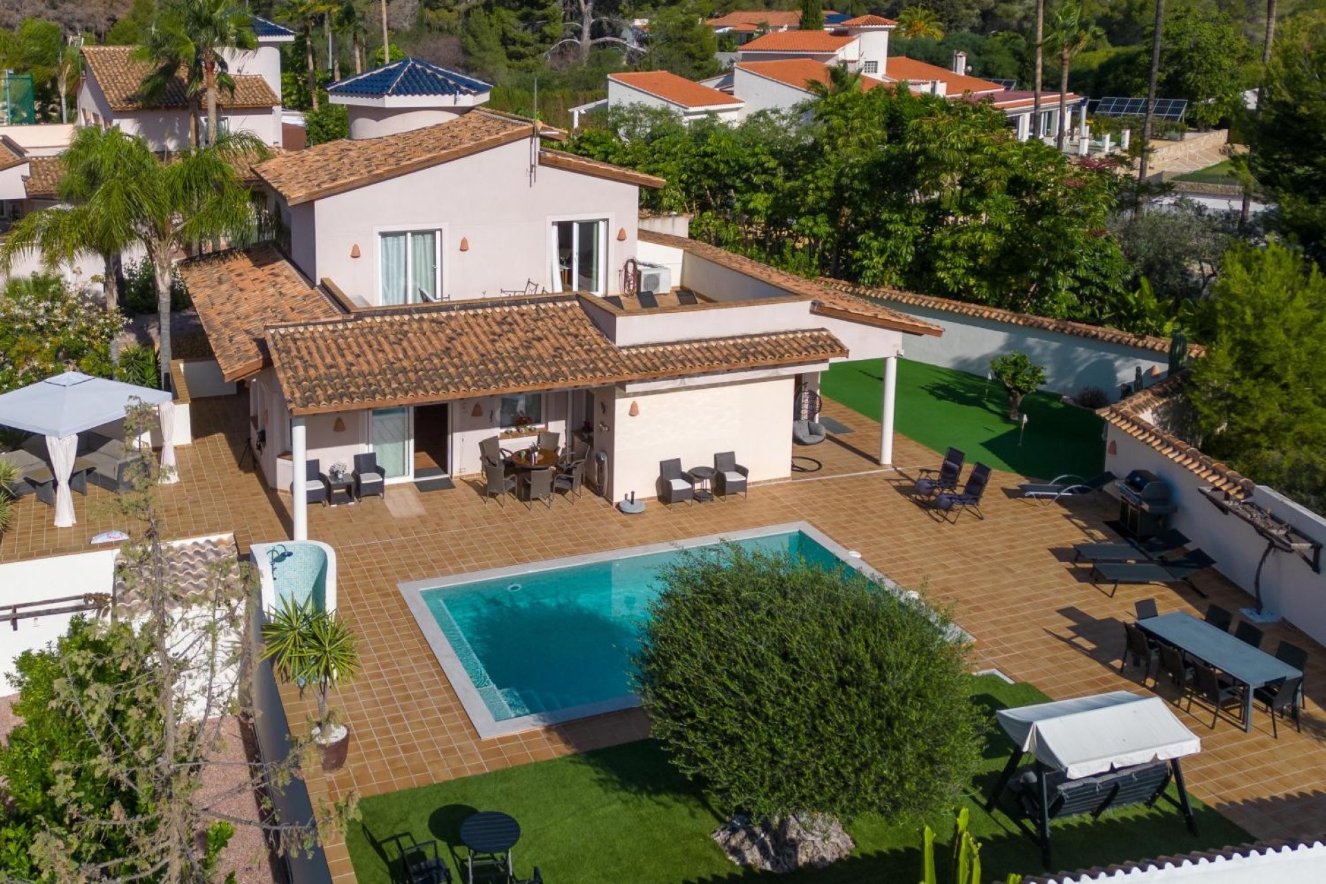 Resale - Villa - Albir  - Alfas del Pí