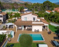 Resale - Villa - Albir  - Alfas del Pí