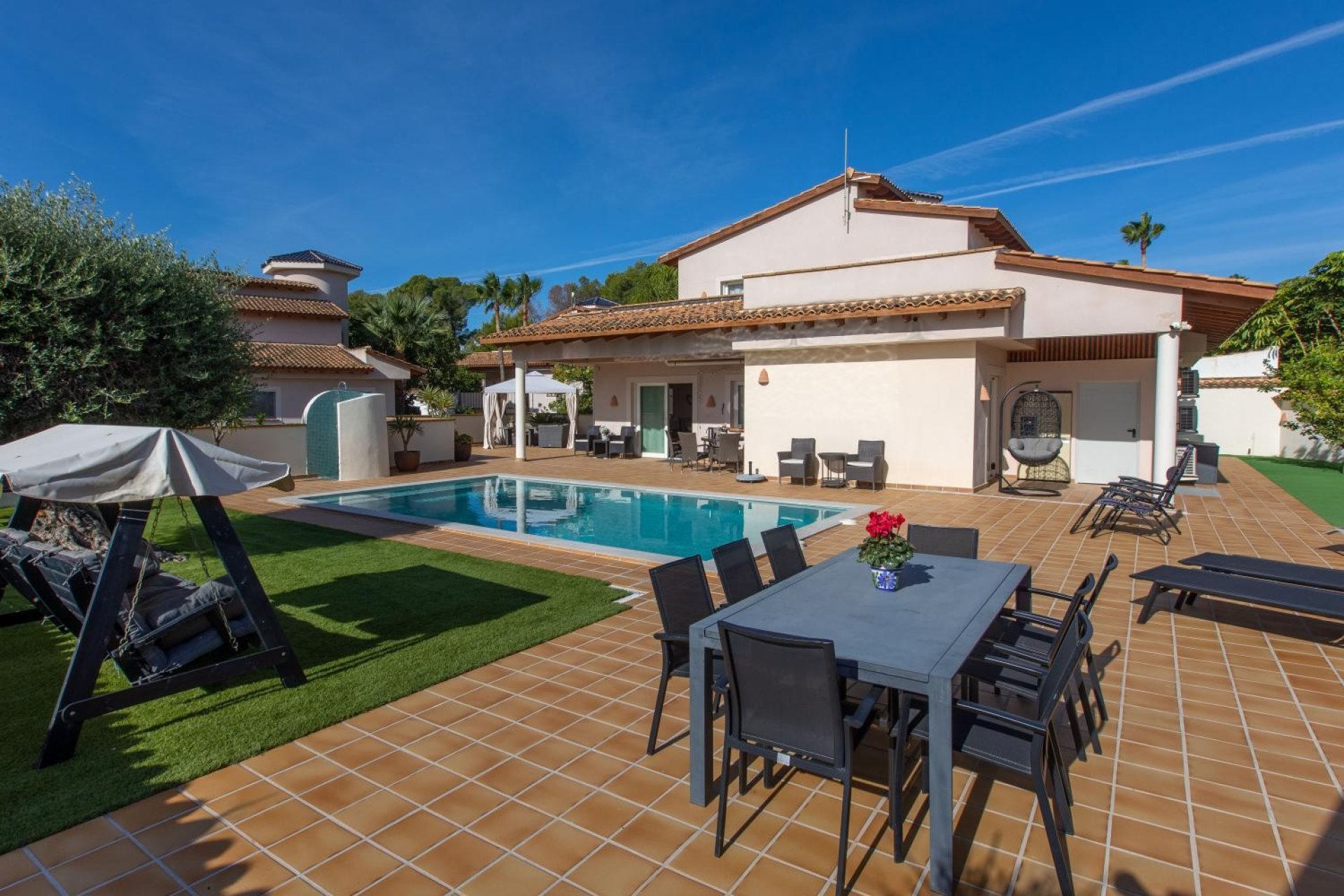 Resale - Villa - Albir  - Alfas del Pí