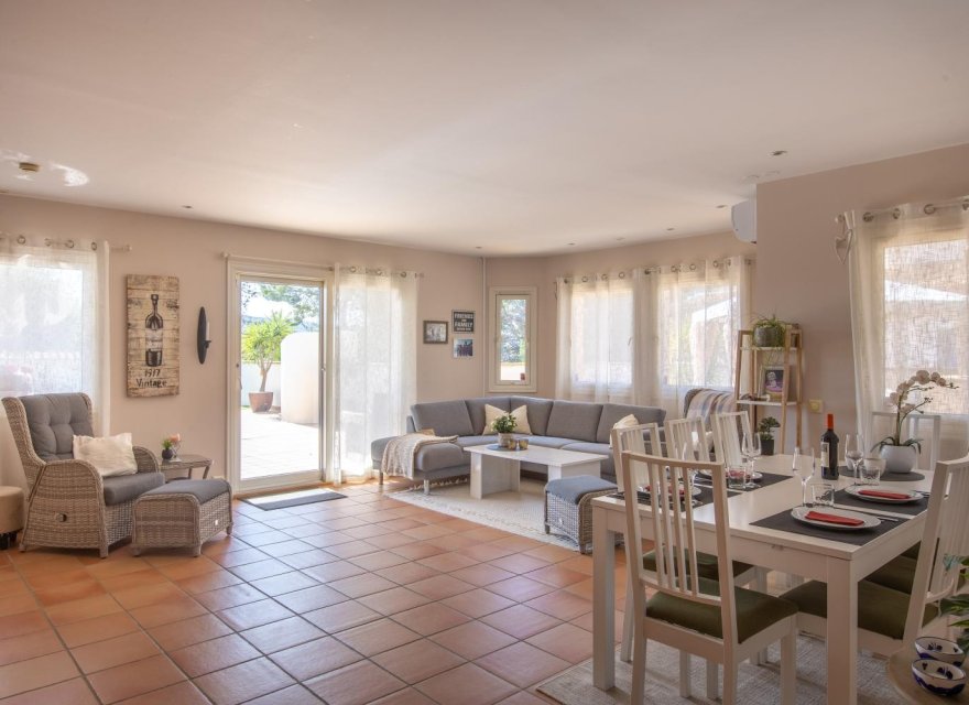 Resale - Villa - Albir  - Alfas del Pí