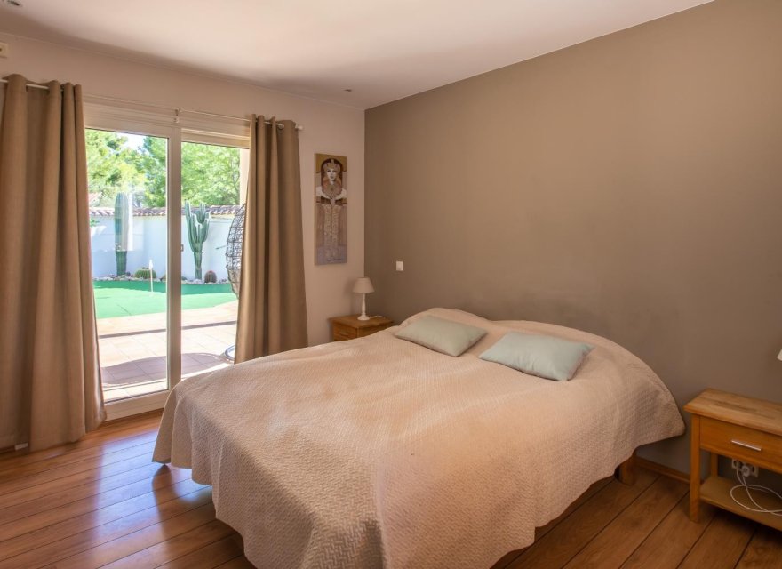 Resale - Villa - Albir  - Alfas del Pí