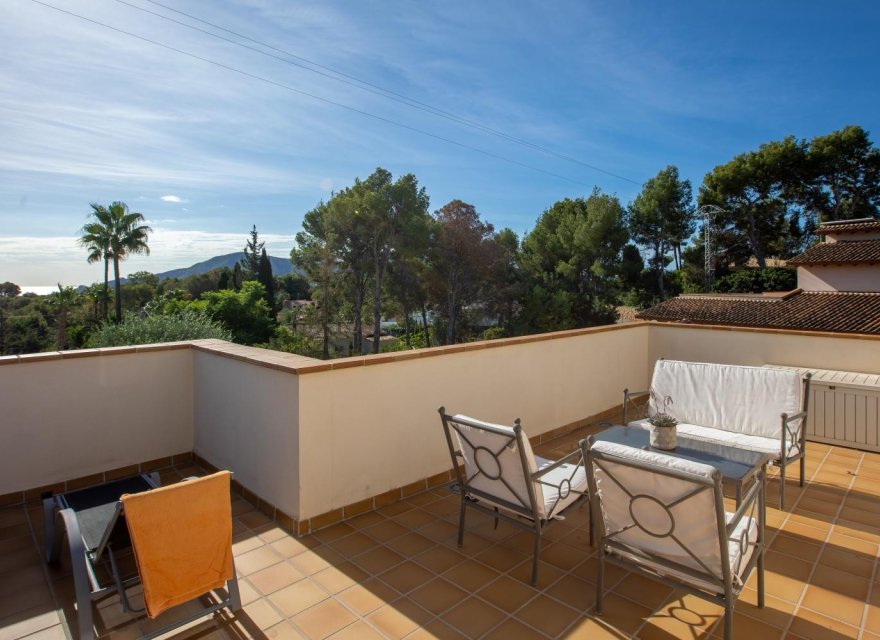 Resale - Villa - Albir  - Alfas del Pí