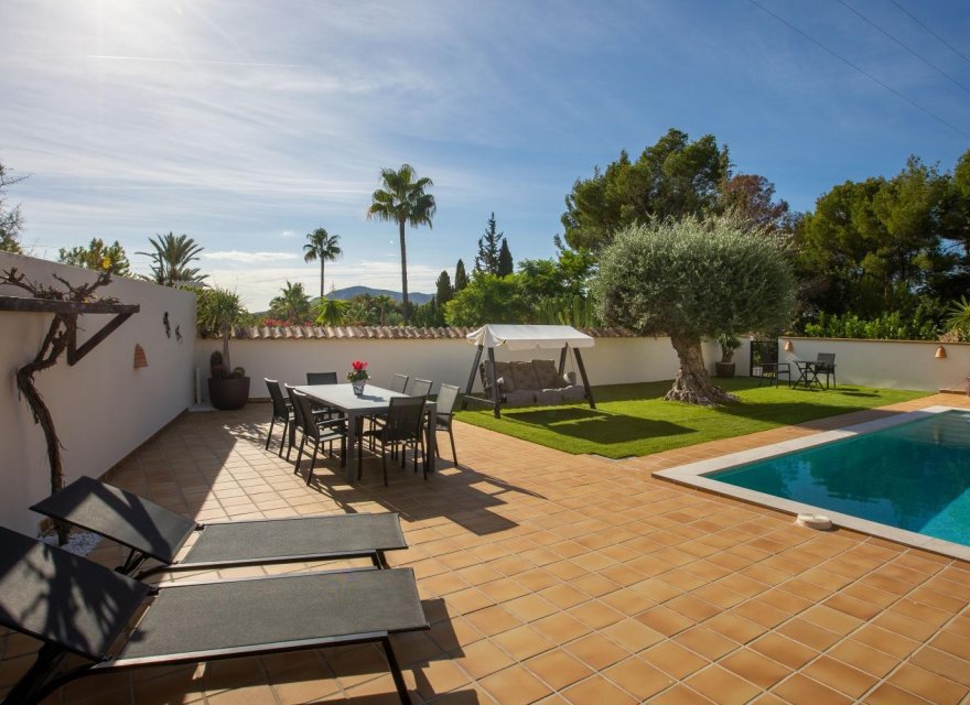 Resale - Villa - Albir  - Alfas del Pí