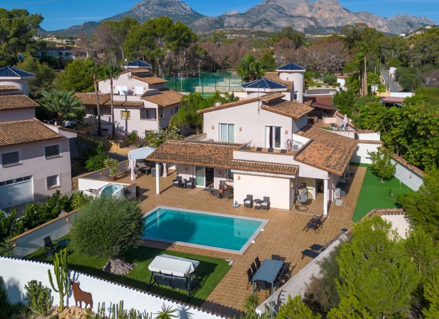 Resale - Villa - Albir  - Alfas del Pí