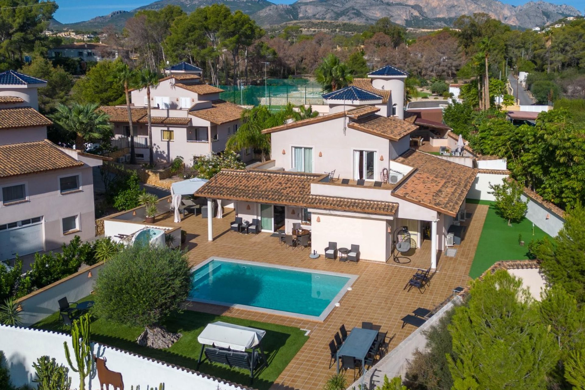 Resale - Villa - Albir  - Alfas del Pí