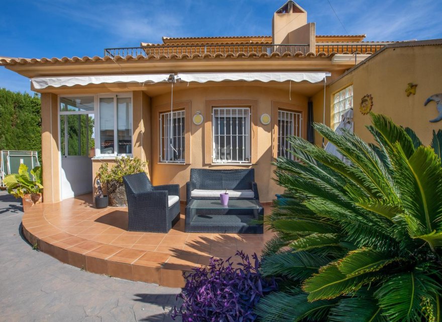 Resale - Villa - Albir  - Alfas del Pí