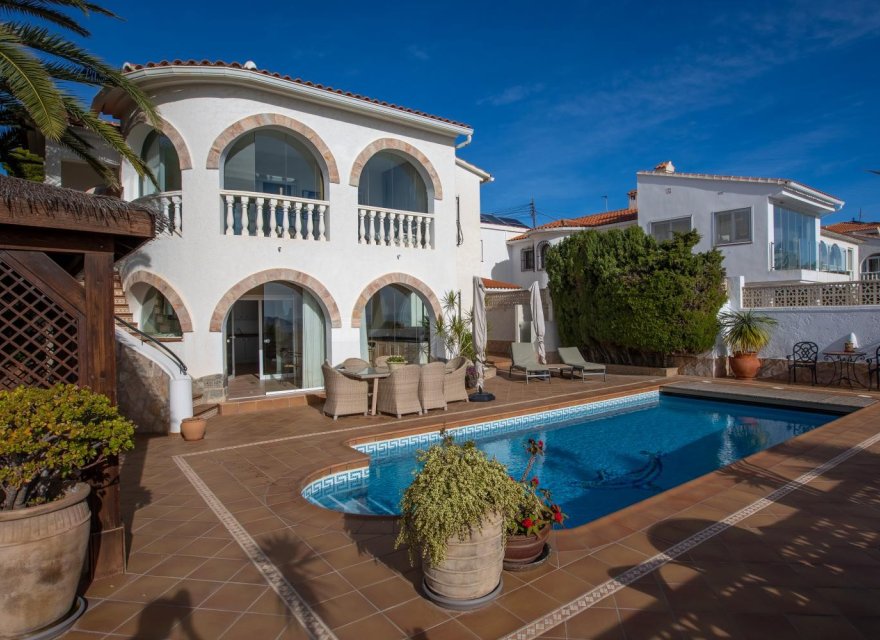 Resale - Villa - Albir  - Alfas del Pí