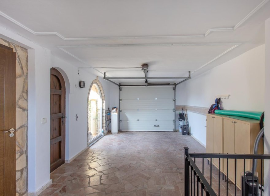 Resale - Villa - Albir  - Alfas del Pí