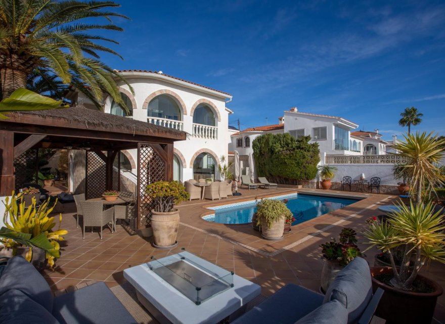 Resale - Villa - Albir  - Alfas del Pí