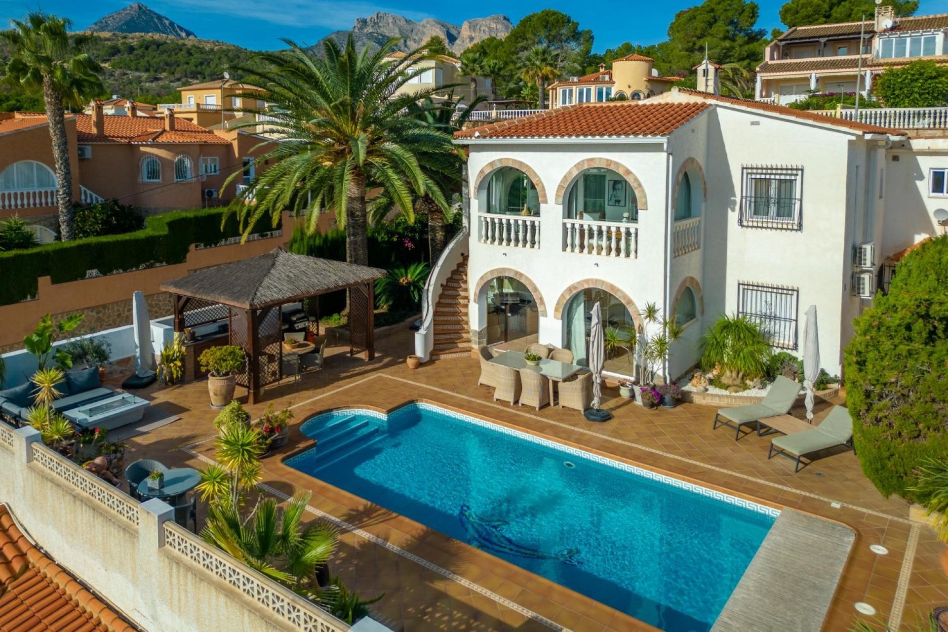 Resale - Villa - Albir  - Alfas del Pí