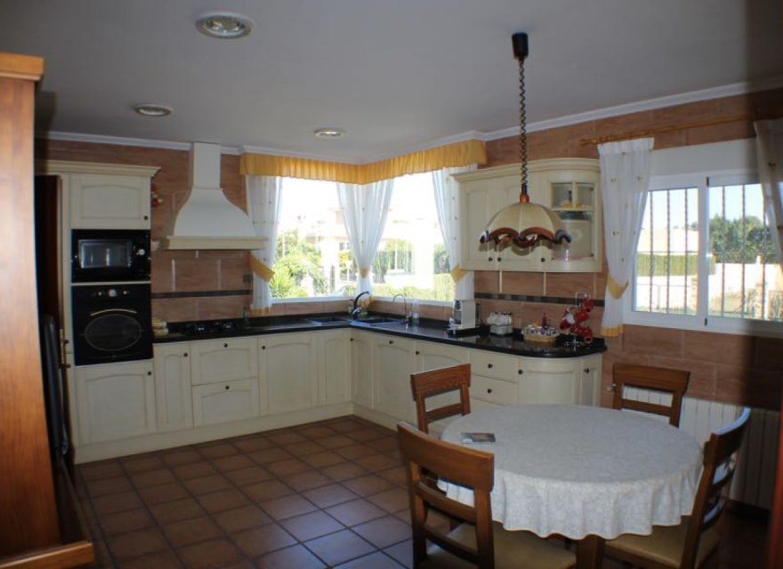 Resale - Villa - Albir  - Arabi