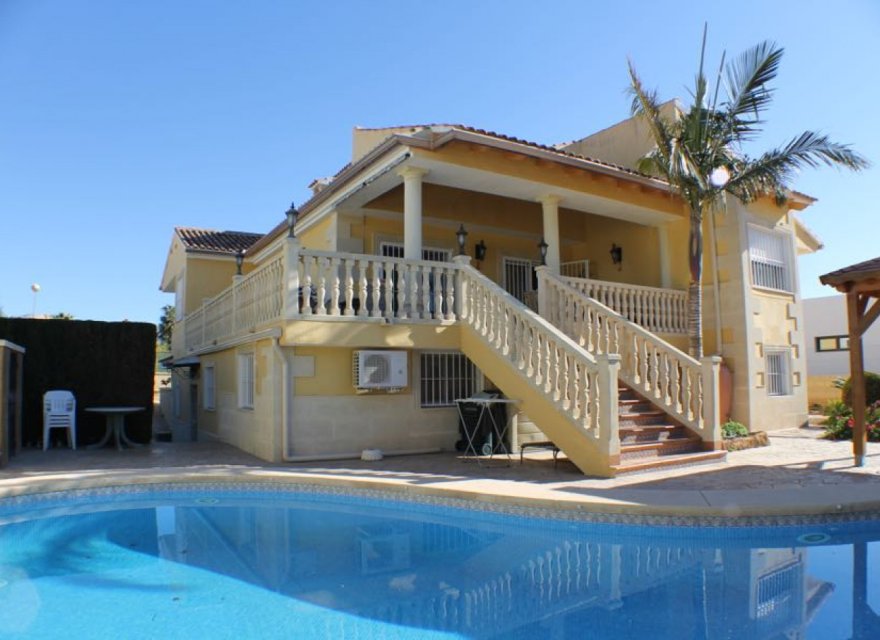 Resale - Villa - Albir  - Arabi