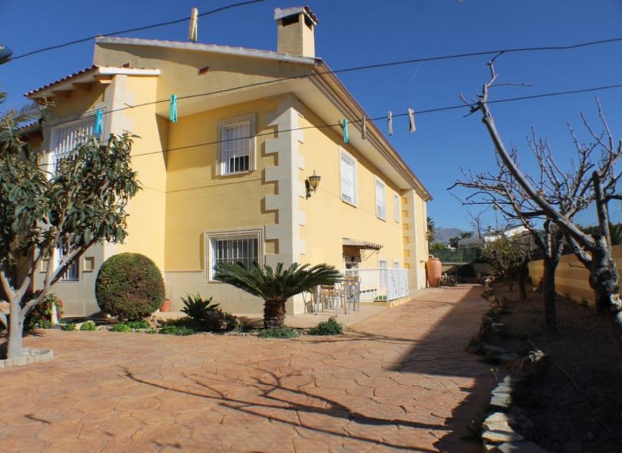 Resale - Villa - Albir  - Arabi