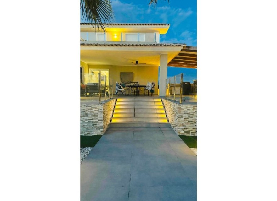 Resale - Villa - Albir  - Costa Blanca