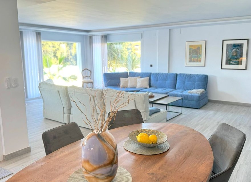 Resale - Villa - Albir  - Costa Blanca