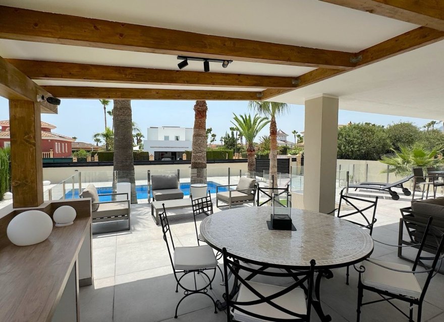 Resale - Villa - Albir  - Costa Blanca