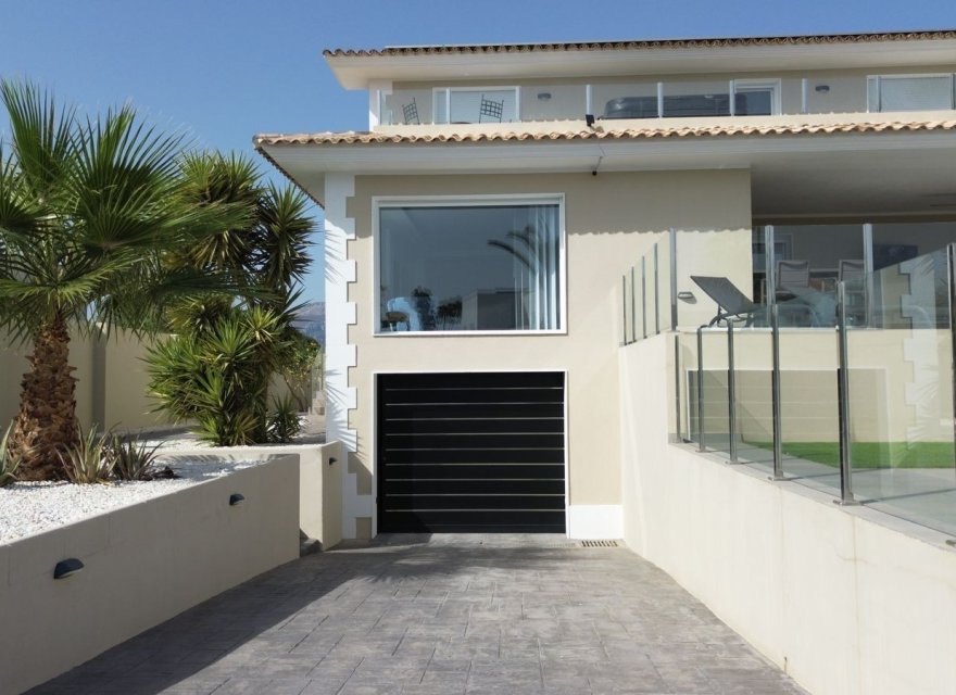 Resale - Villa - Albir  - Costa Blanca