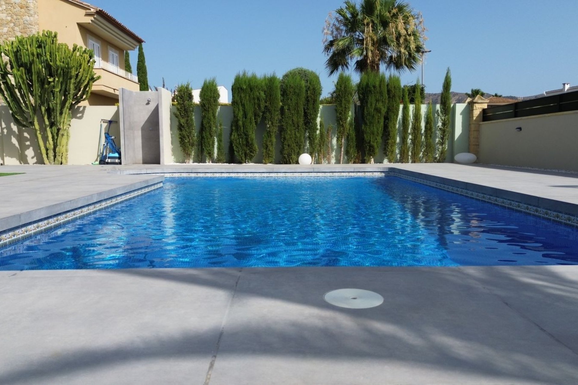 Resale - Villa - Albir  - Costa Blanca