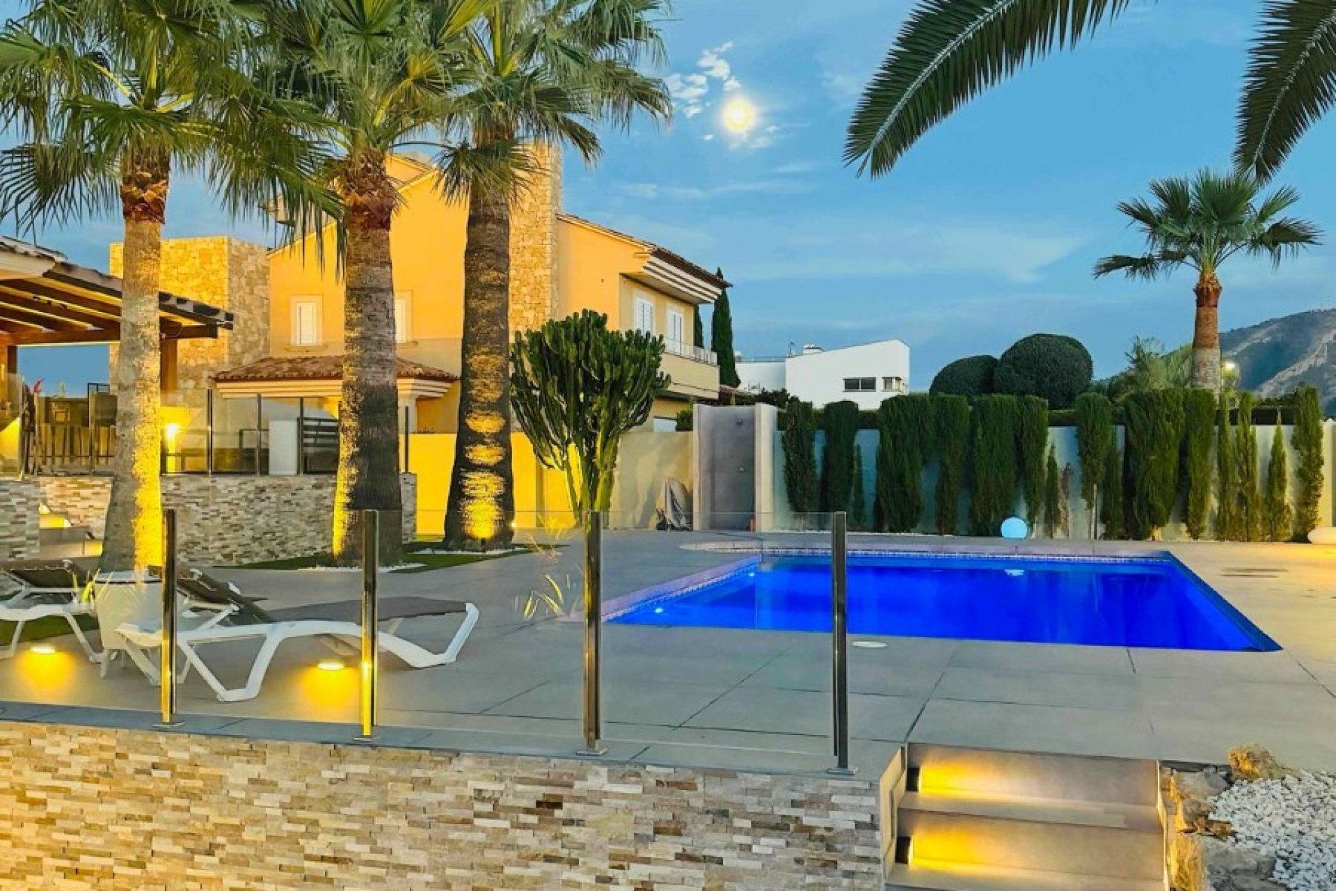 Resale - Villa - Albir  - Costa Blanca