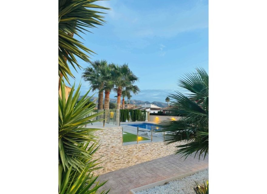 Resale - Villa - Albir  - Costa Blanca