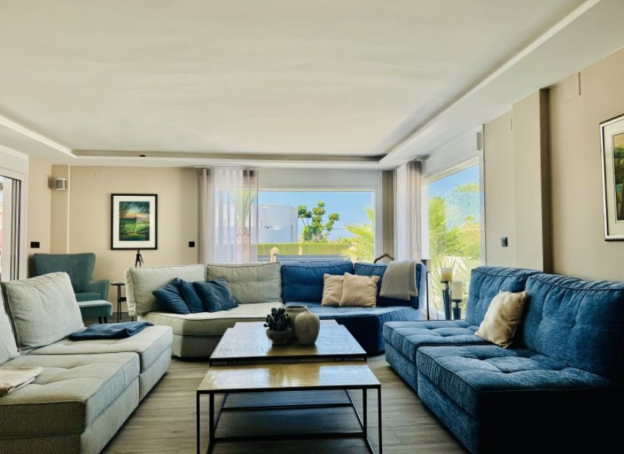 Resale - Villa - Albir  - Costa Blanca